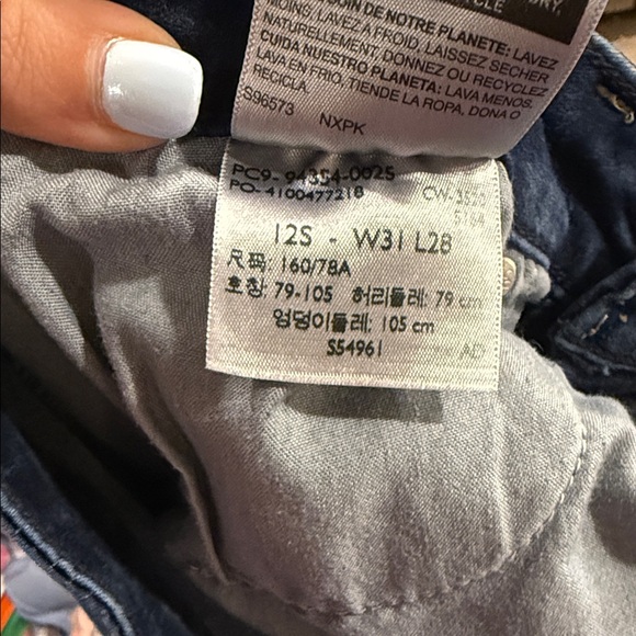 Signature Levi Strauss Gold Mid Rise Skinny Jeans size 12 - Picture 12 of 12